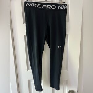 NIKE LEGGINGS